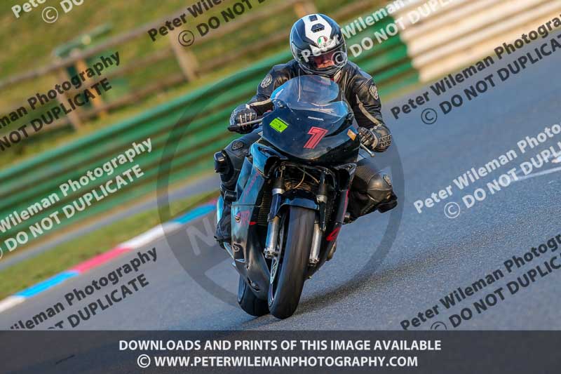 PJM Wedding Photography;enduro digital images;event digital images;eventdigitalimages;mallory park;mallory park photographs;mallory park trackday;mallory park trackday photographs;no limits trackdays;peter wileman photography;racing digital images;trackday digital images;trackday photos